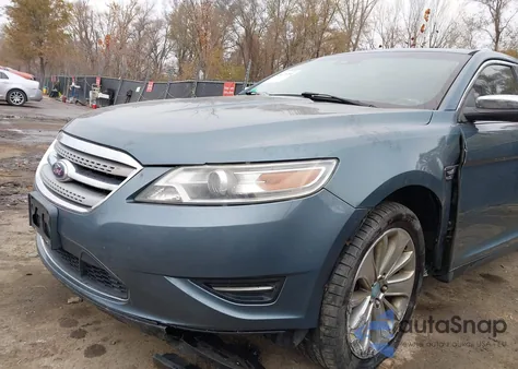 2010 Ford Taurus Limited z USA, uszkodzony, nr VIN 1FAHP2FW1AG108874